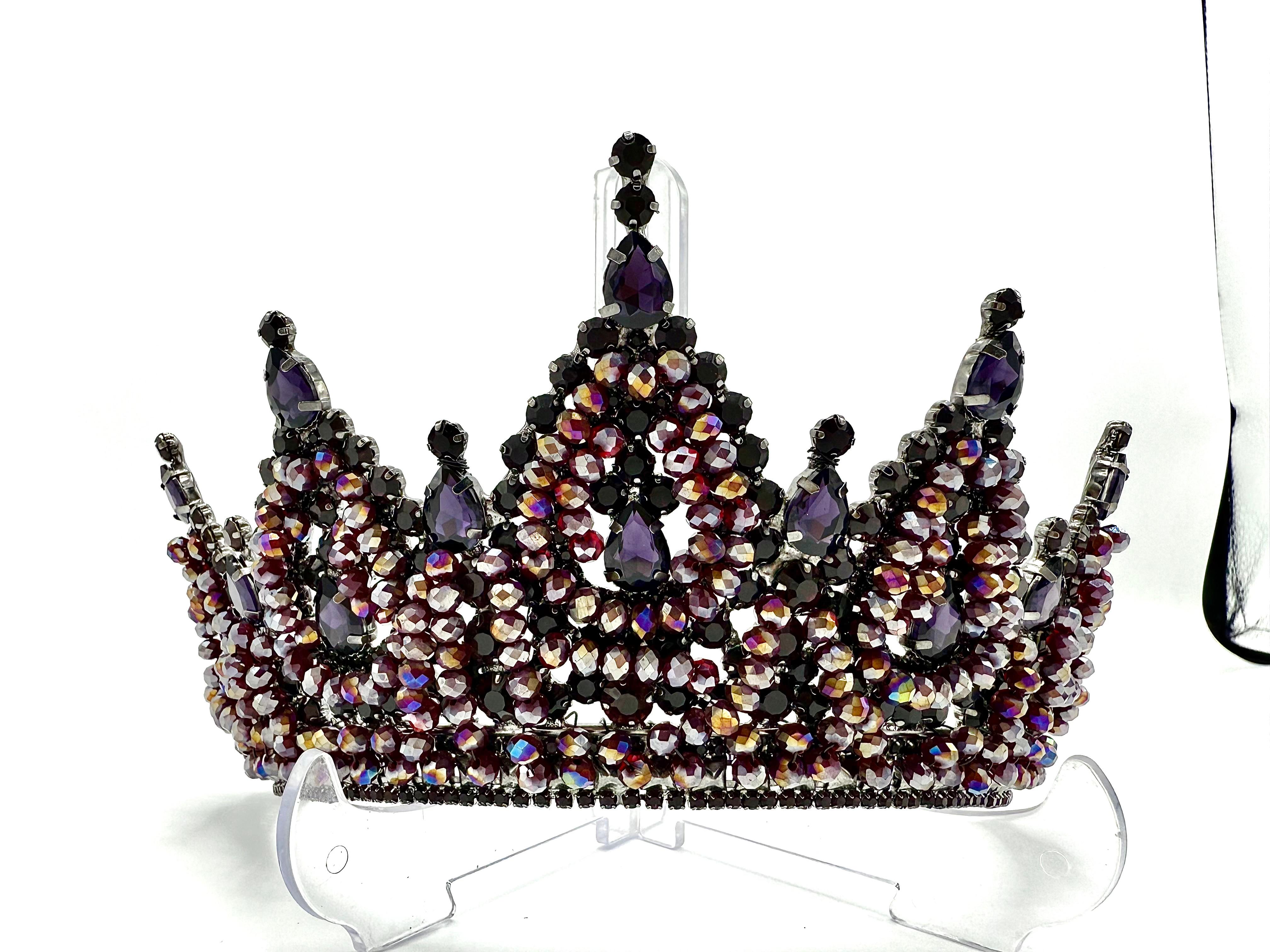 Crown with Intense Crystal Embellishments - 1