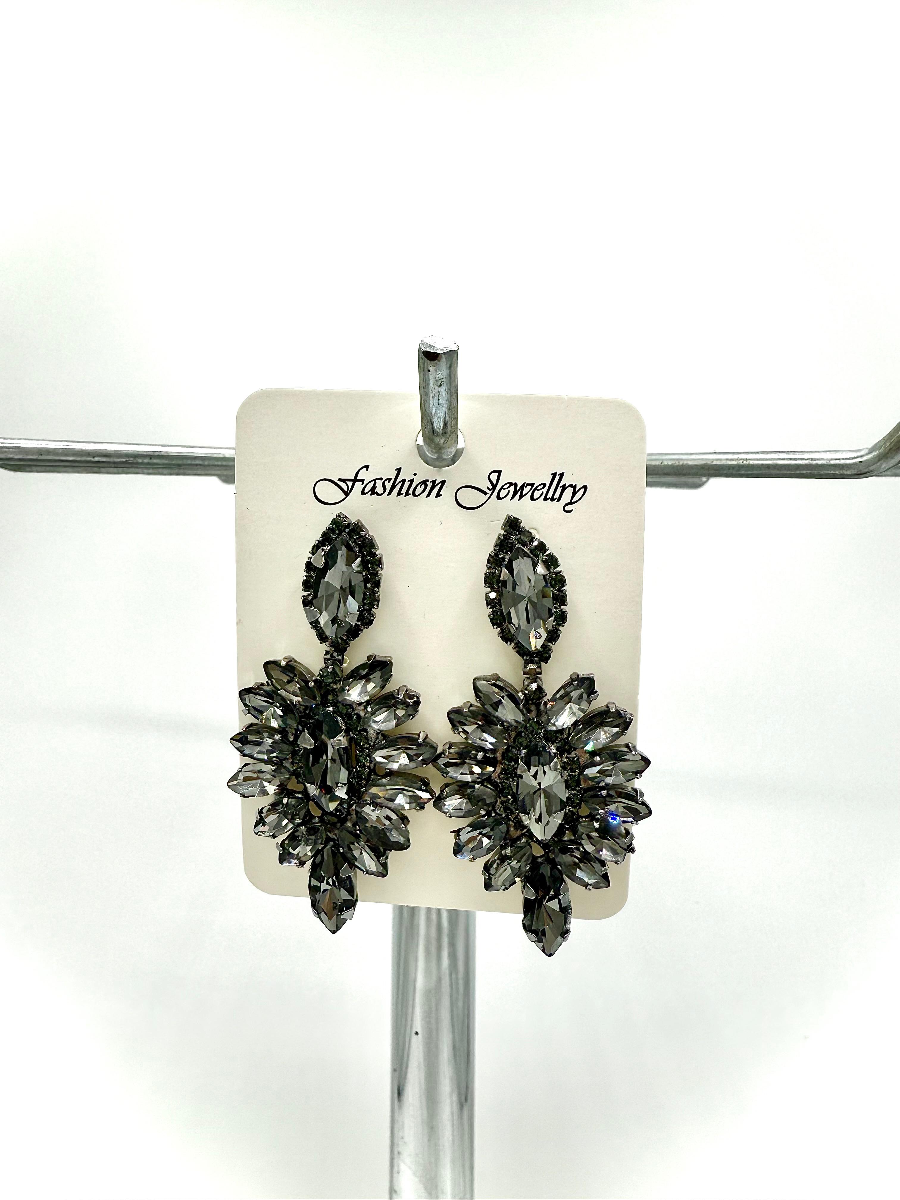 Crystal Stone Flower-Shaped Dangle Earrings - 3